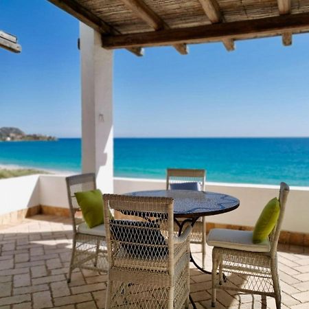 Beachfront House Geremeas Sardegna Apartment ภายนอก รูปภาพ