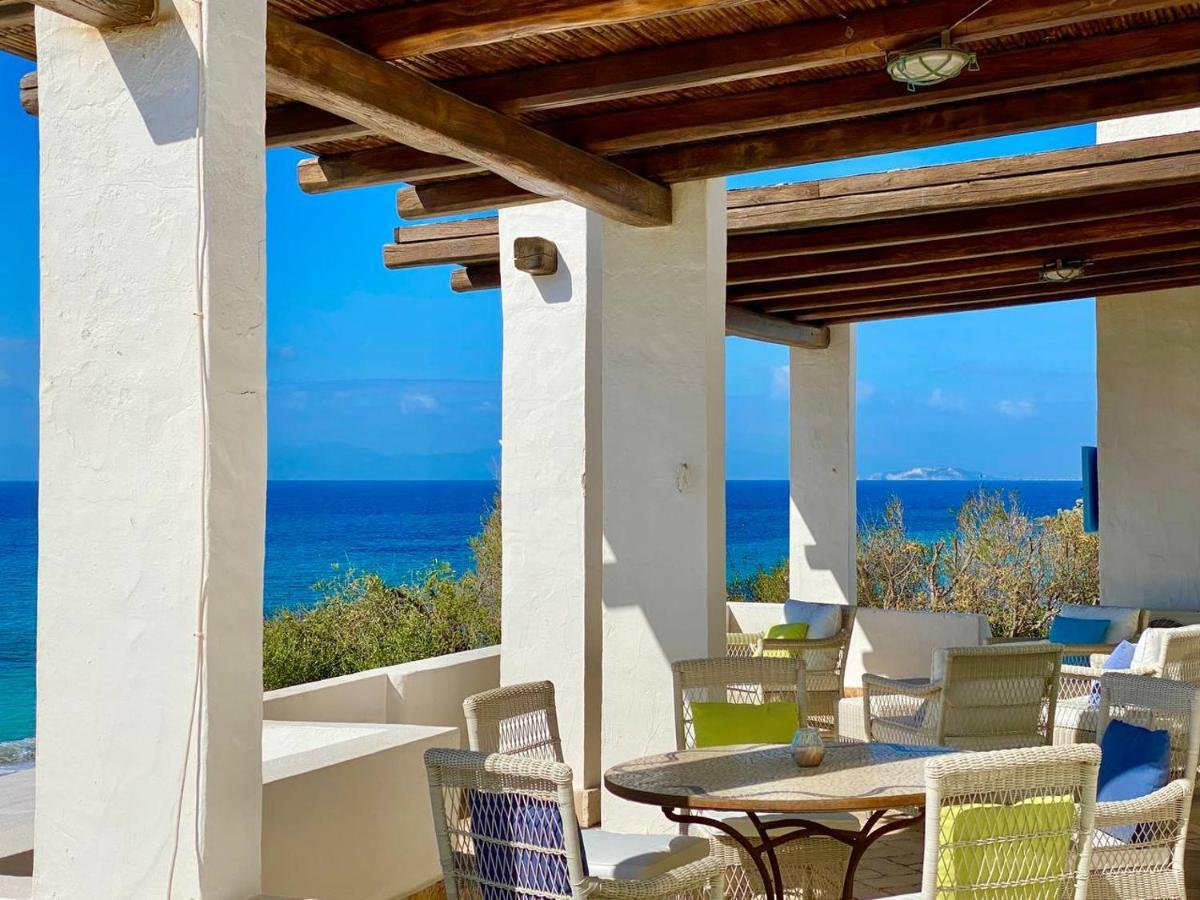 Beachfront House Geremeas Sardegna Apartment ภายนอก รูปภาพ