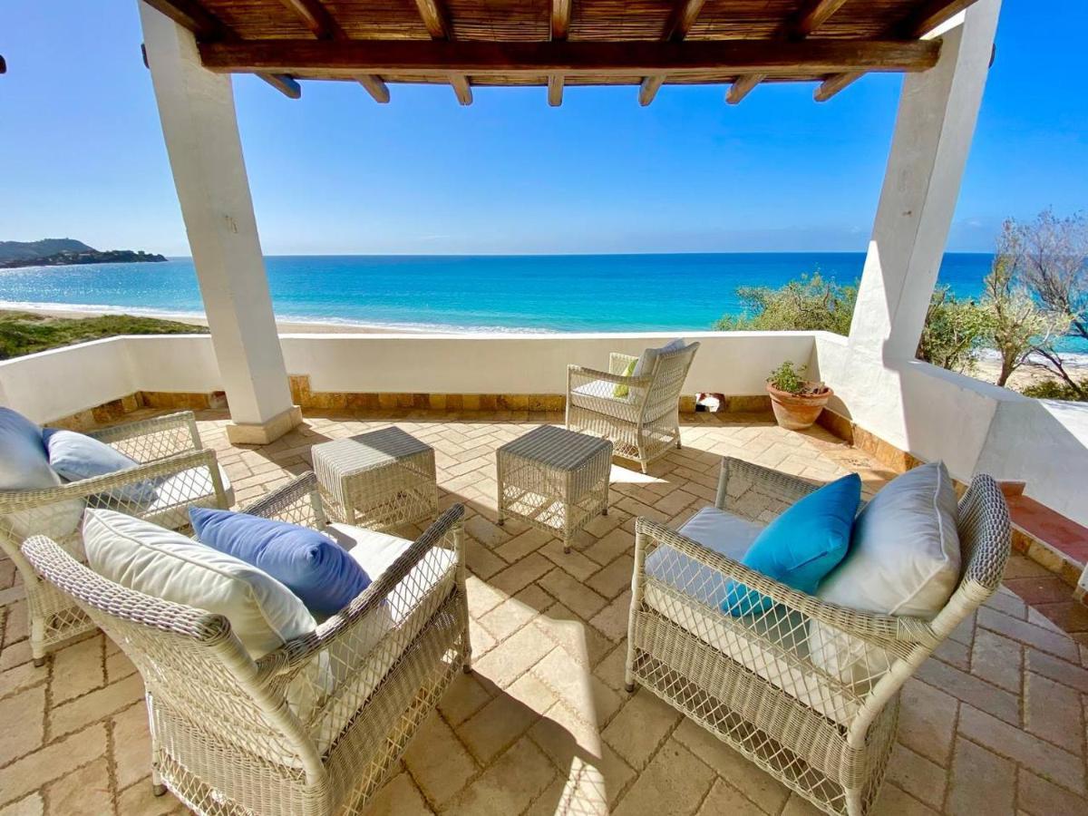 Beachfront House Geremeas Sardegna Apartment ภายนอก รูปภาพ