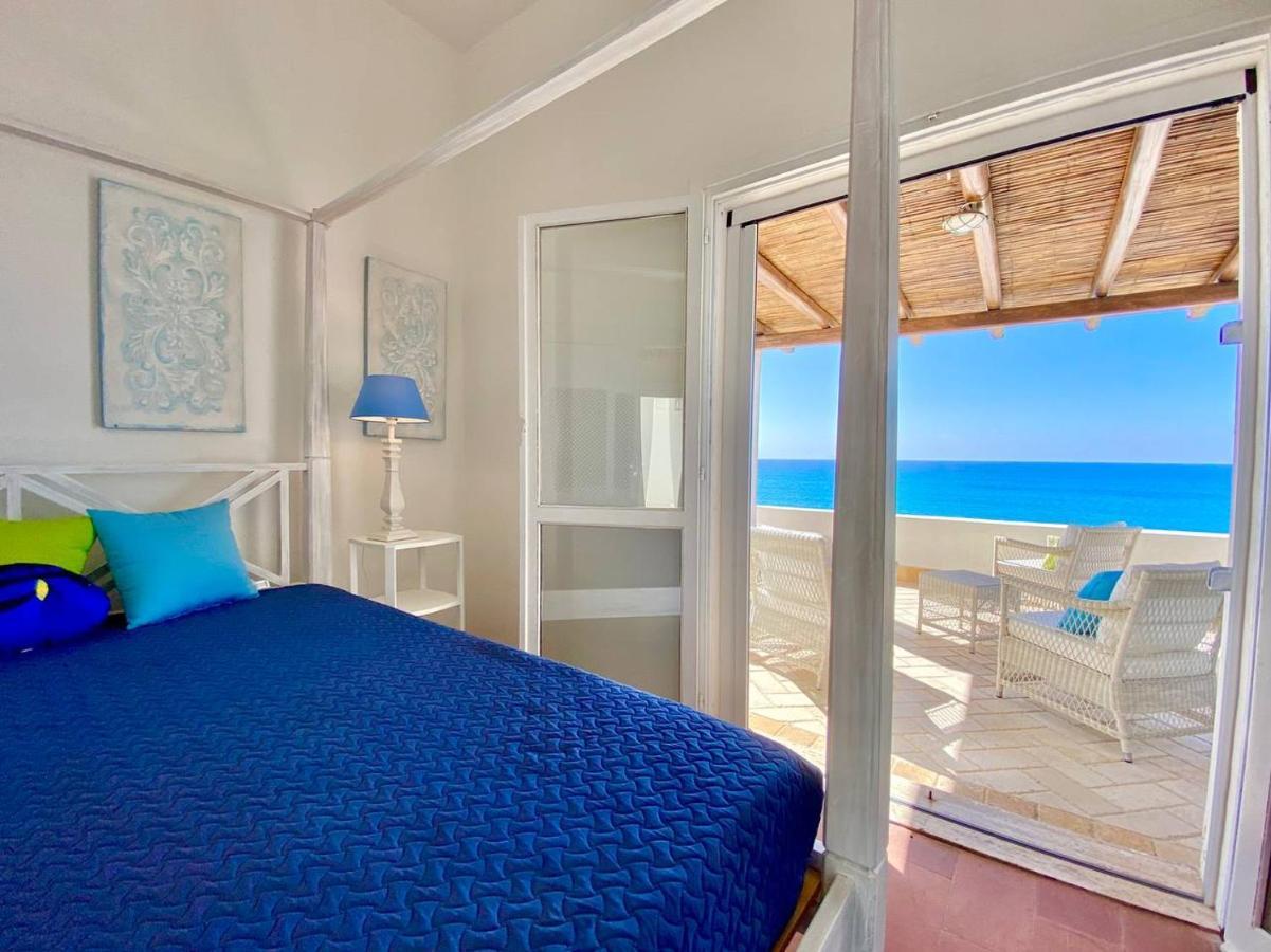 Beachfront House Geremeas Sardegna Apartment ภายนอก รูปภาพ