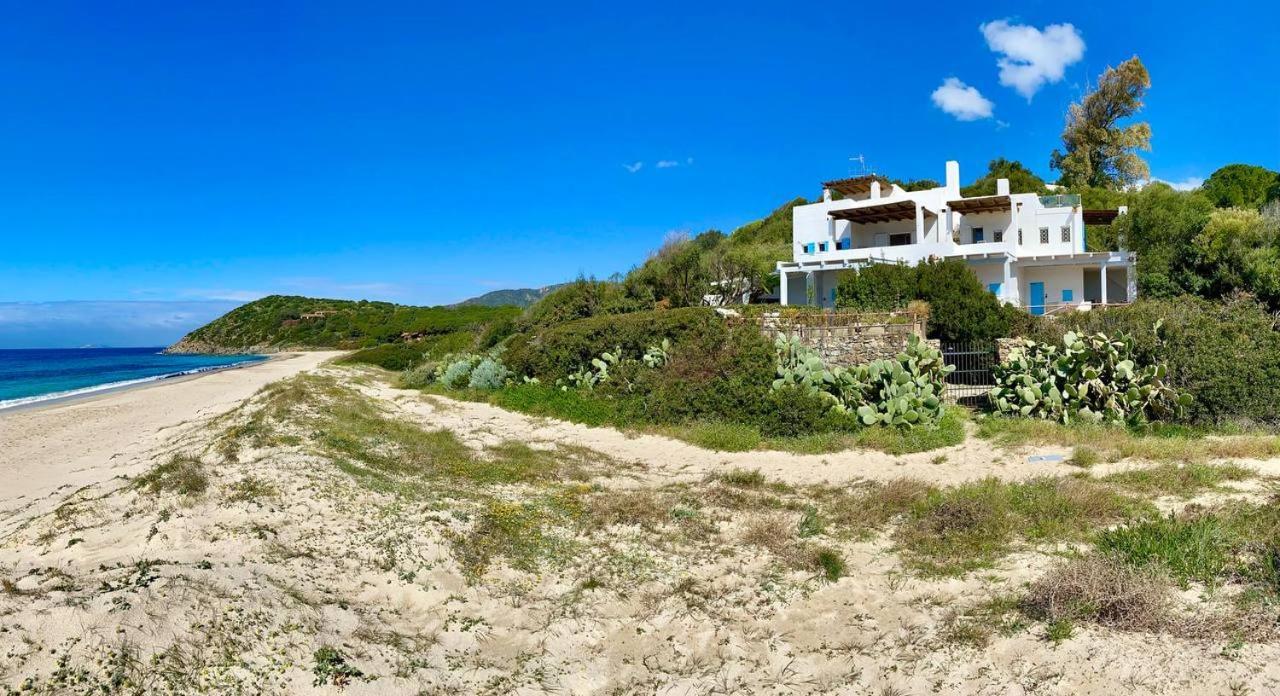 Beachfront House Geremeas Sardegna Apartment ภายนอก รูปภาพ