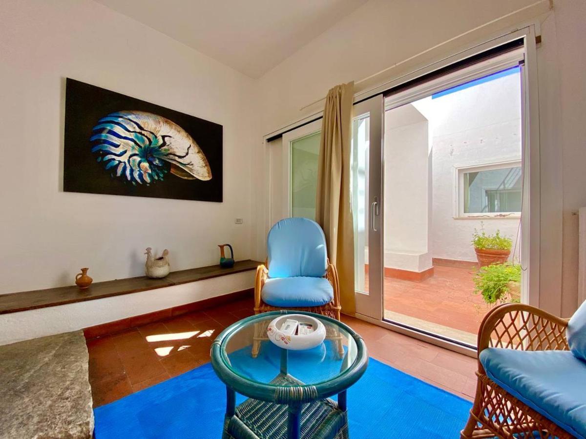 Beachfront House Geremeas Sardegna Apartment ภายนอก รูปภาพ