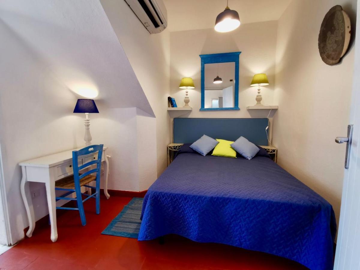 Beachfront House Geremeas Sardegna Apartment ภายนอก รูปภาพ